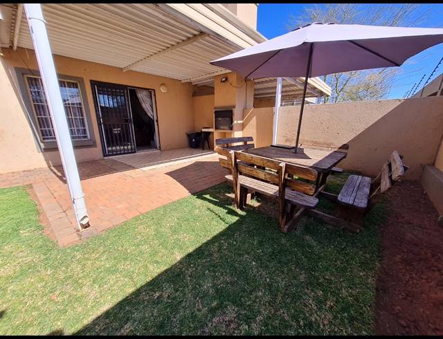 3 BEDROOM TOWNHOUSE SOLD IN ANNLIN